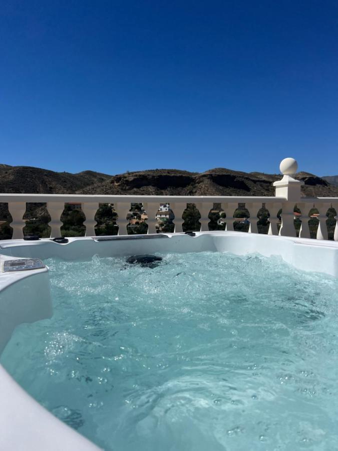 Rambla Retreats Apartment Rojo With Shared Pool & Hot Tub Stunning Views In Oria Kültér fotó