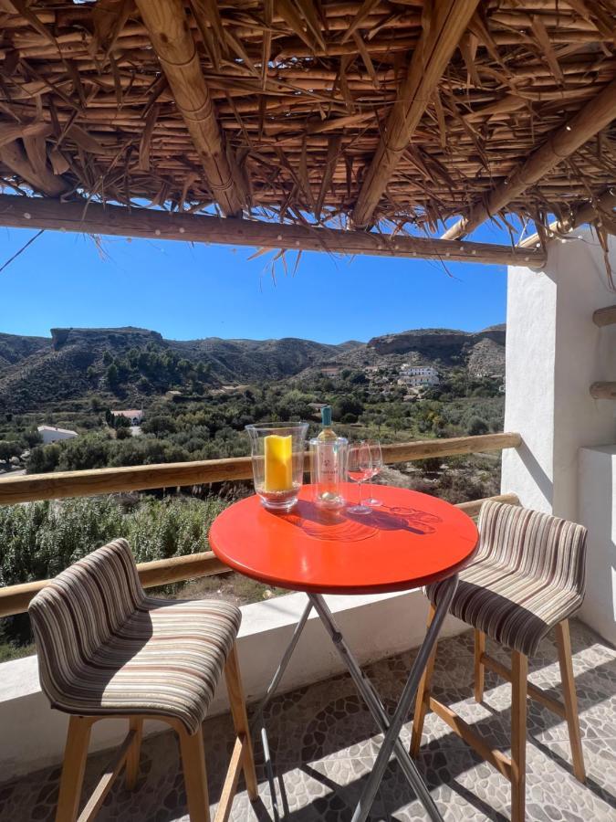 Rambla Retreats Apartment Rojo With Shared Pool & Hot Tub Stunning Views In Oria Kültér fotó